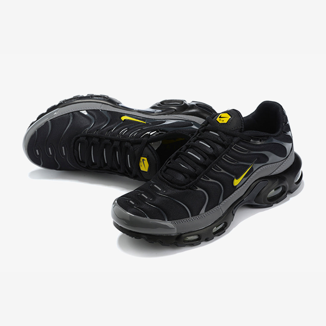 AIR MAX PLUS 'BATMAN'