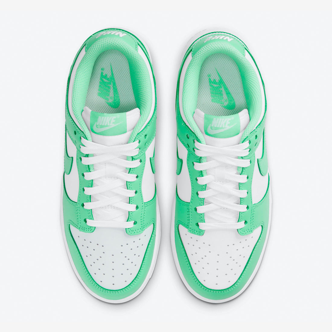 DUNK LOW WMNS 'GREEN GLOW'