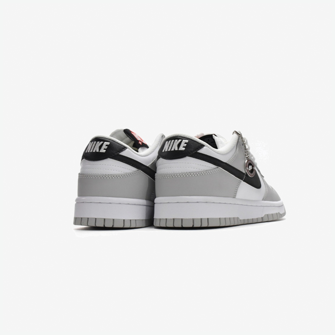 DUNK LOW SE 'LOTTERY GREY'