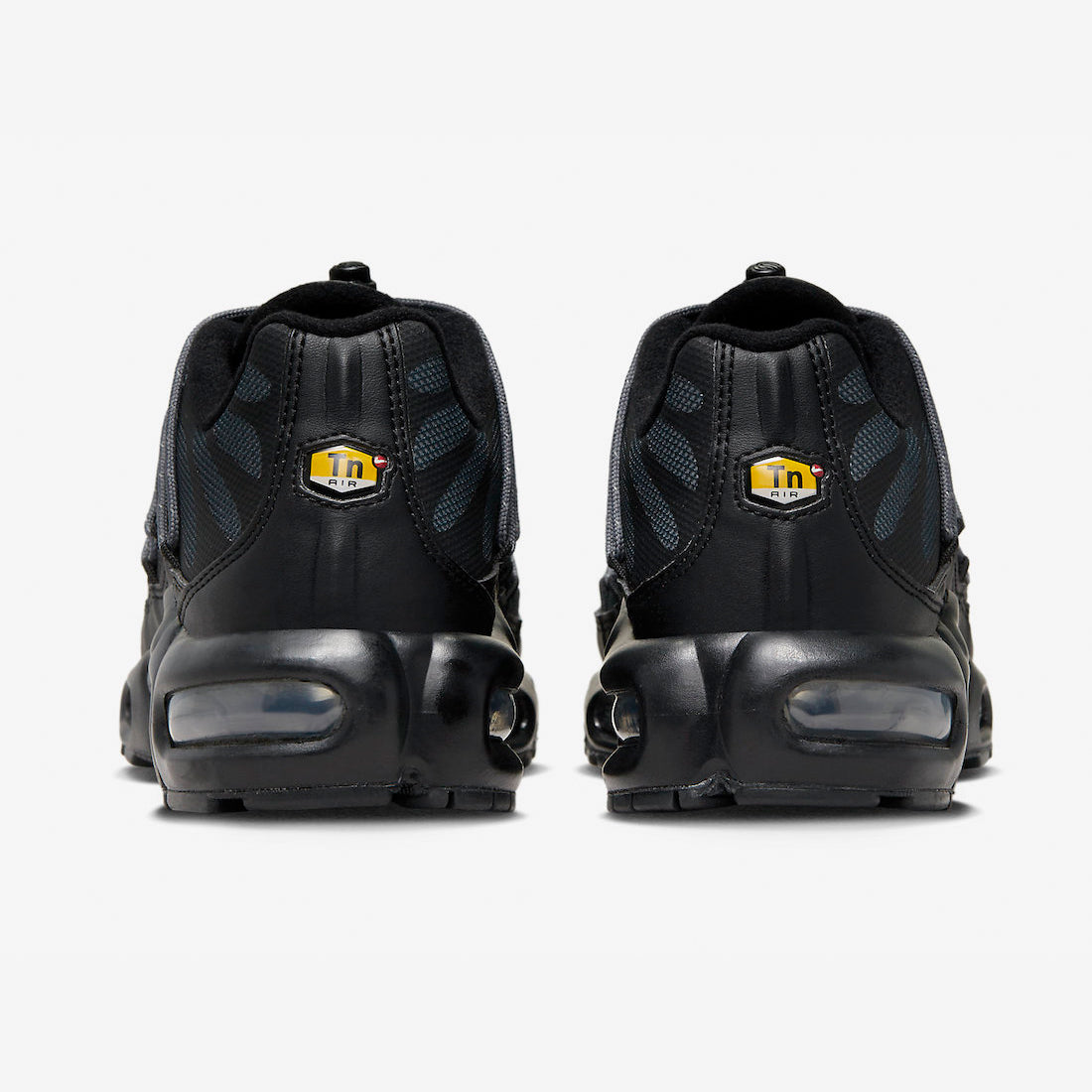 AIR MAX PLUS UTILITY 'BLACK REFLECTIVE'