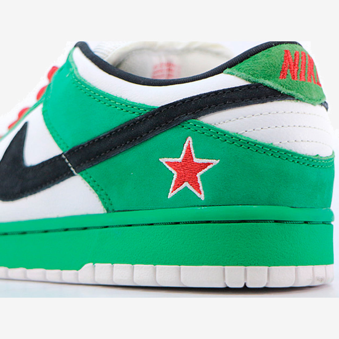 SB DUNK LOW PRO 'HEINEKEN'