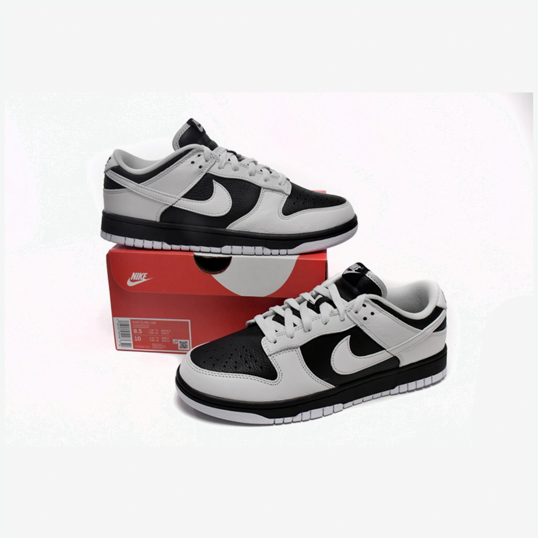 DUNK LOW 'REVERSE PANDA'