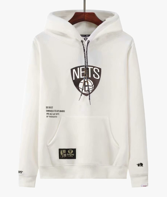 MOLETOM AAPE X NBA BKLYN NETS 'WHITE'