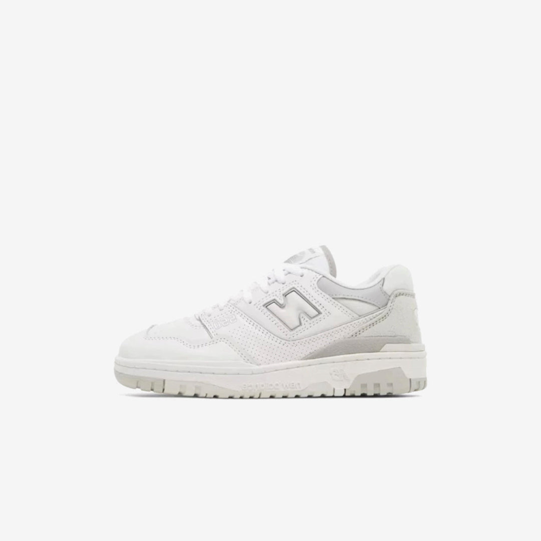 NB 550 'WHITE CLOUDY'