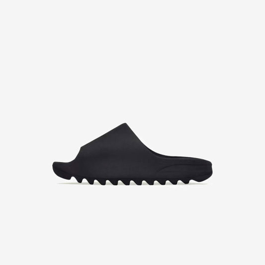 YEEZY SLIDE 'BLACK'