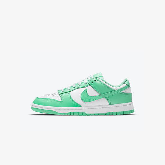 DUNK LOW WMNS 'GREEN GLOW'