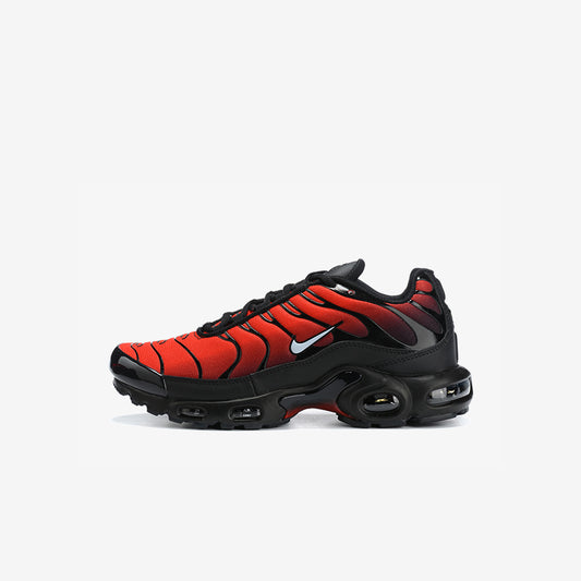 AIR MAX PLUS 'DEADPOOL'